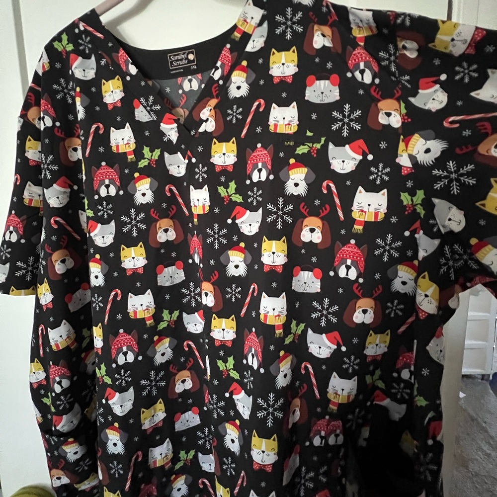 Christmas scrub/nurse top 5x!